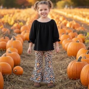 Boutique Fall Pumpkin Pant Set Girls‎ Size 8/10 Bell Bottom Pants Leopard Print